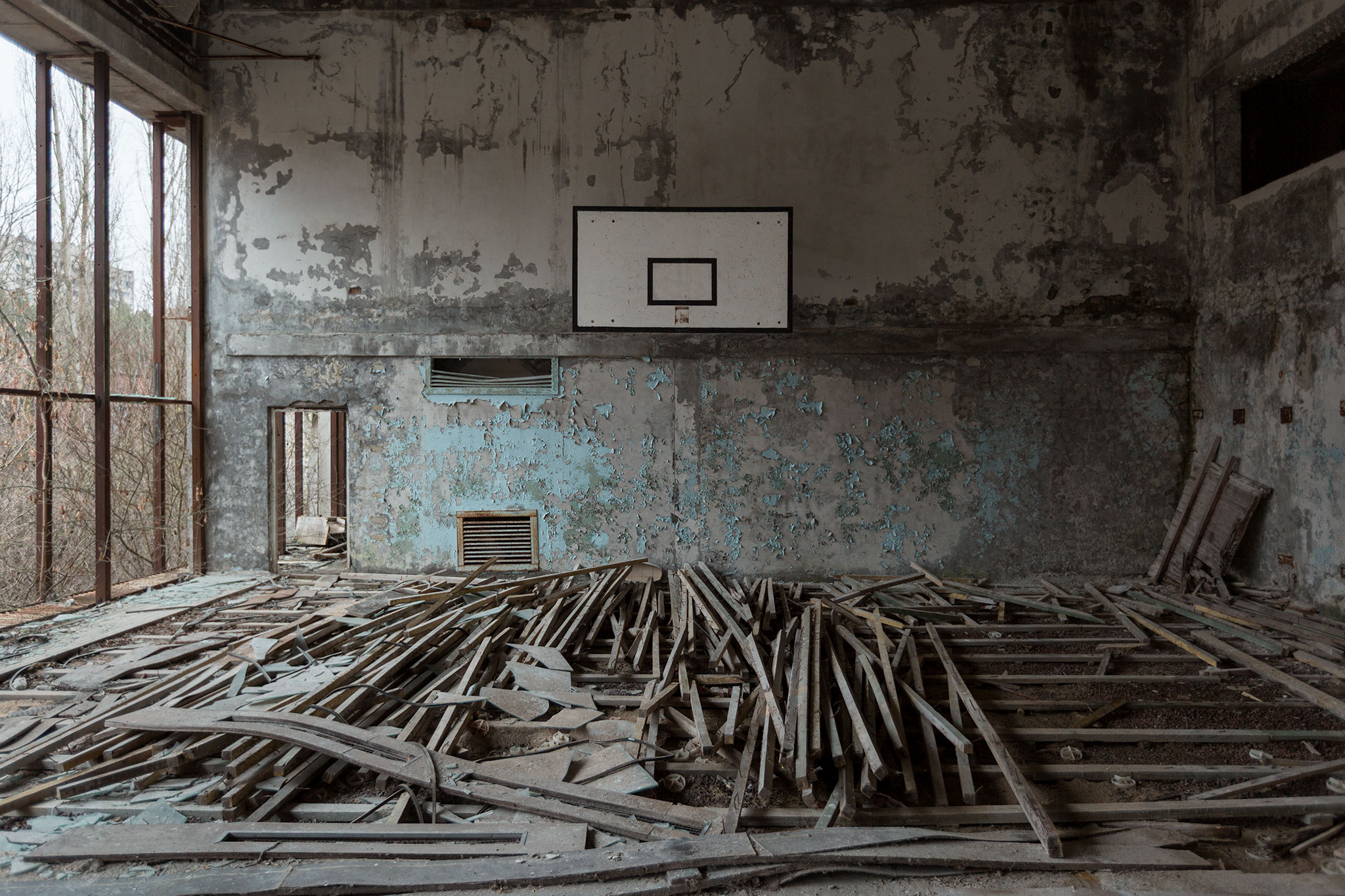 · Home Court ·